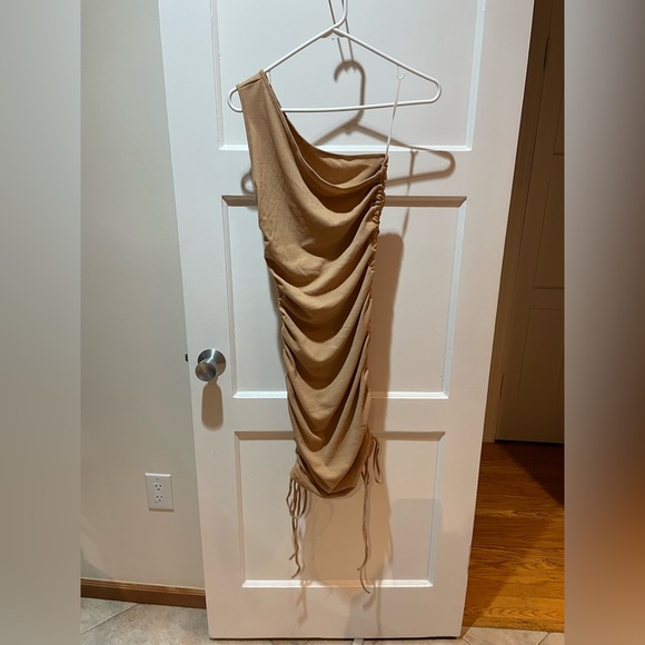 Shein Dress - Picture 5 of 7